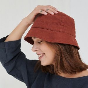 Linen Bucket Hat in Terracotta